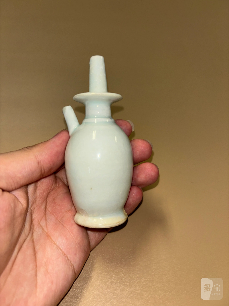 明 青白釉砚滴 - 图2